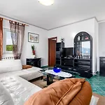 公寓 Family-friendly With Swimming Pool - 14294