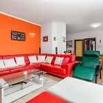 Family-friendly With Swimming Pool - 14294
