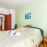 公寓 Family-friendly With Swimming Pool - 14294 *