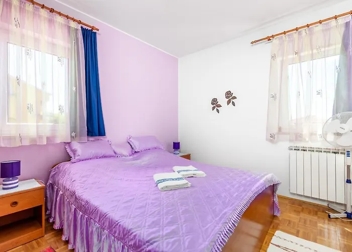 Family-friendly With Swimming Pool - 14294