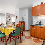 Family-friendly With Swimming Pool - 14294 Apartament