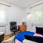 Apartmán Family-friendly With Swimming Pool - 14294