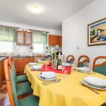 Family-friendly With Swimming Pool - 14294 Apartmán