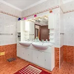 Family-friendly With Swimming Pool - 14294 Rijeka