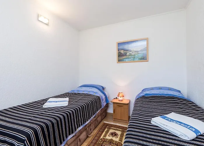 Family-friendly With Swimming Pool - 14294 Appartement Rijeka